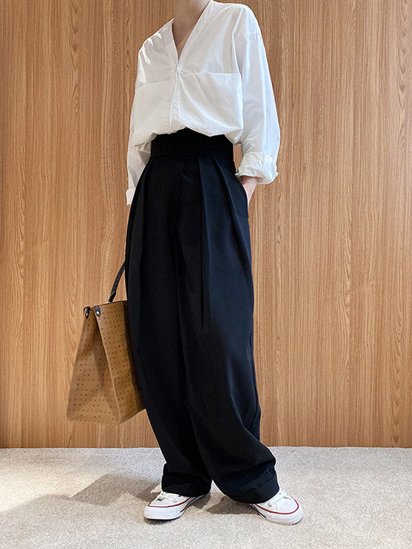 A Vintage Style Pants with Delicate Timeless Details