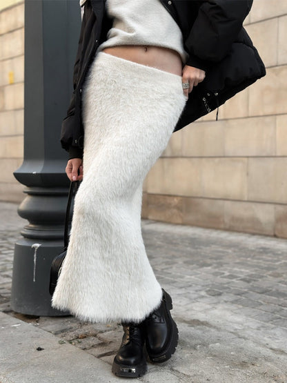 Gracefully Styled Garment for Any Occasion