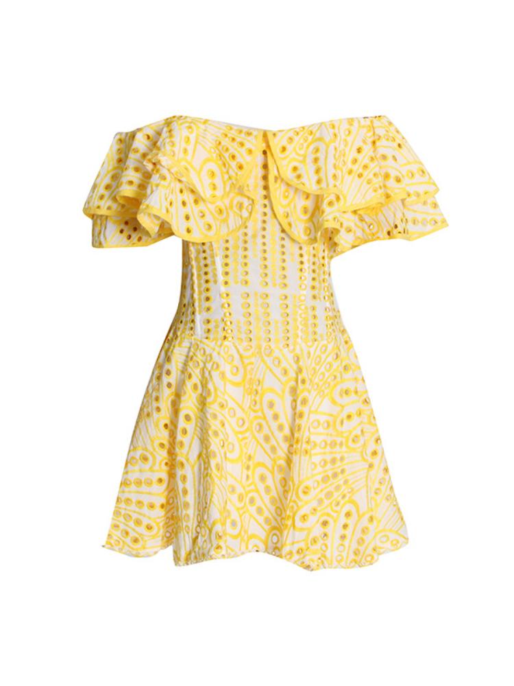 Gracefully Styled Dress for Any Occasion