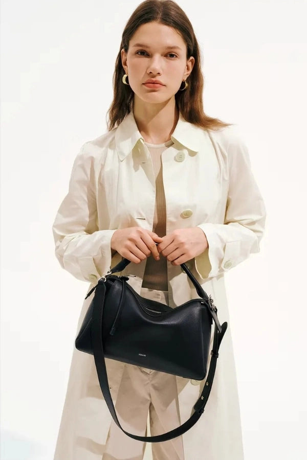 Polished Bag with an Effortless Classic Look