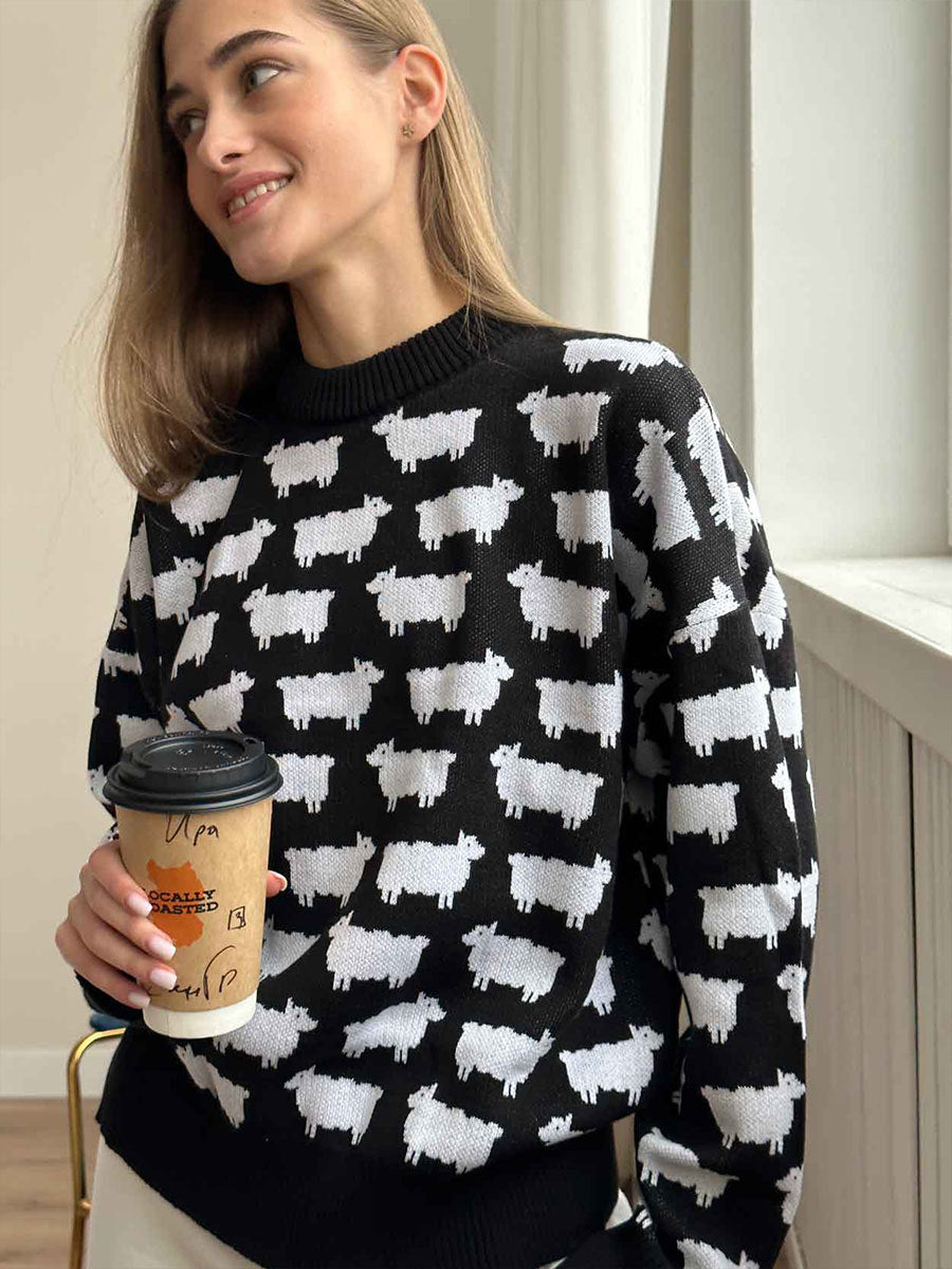 Effortlessly Elegant Sweater with a Timeless Design