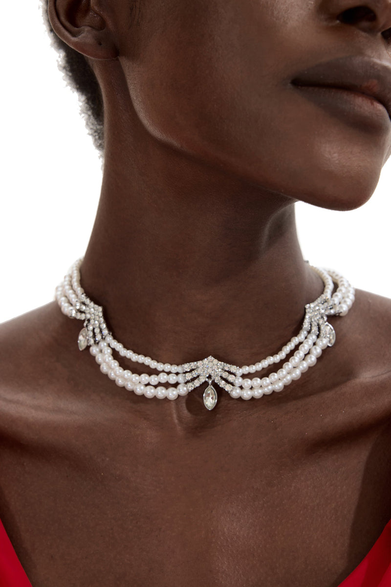 Gracefully Styled Garment for Any Occasion