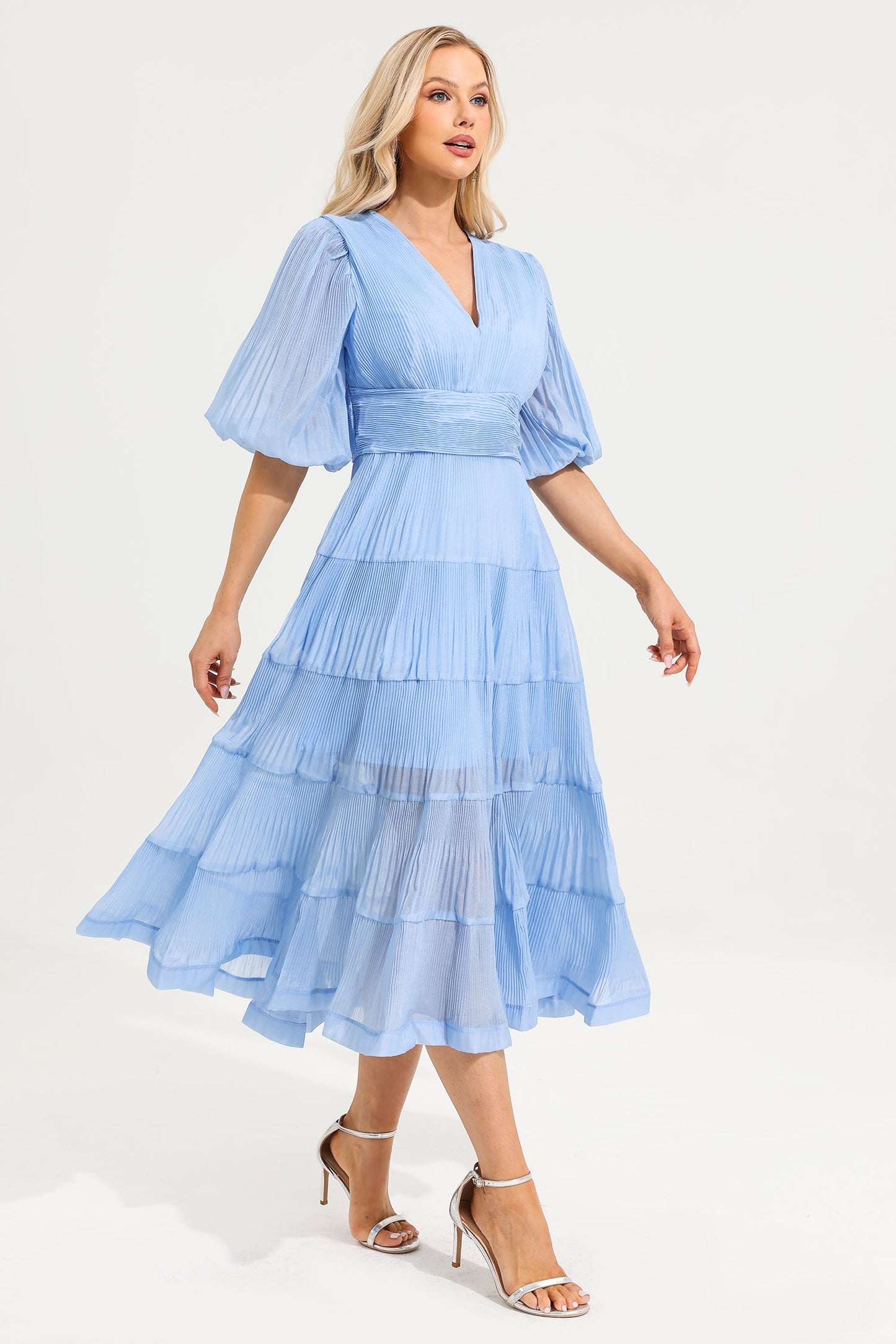 Gracefully Styled Dress for Any Occasion