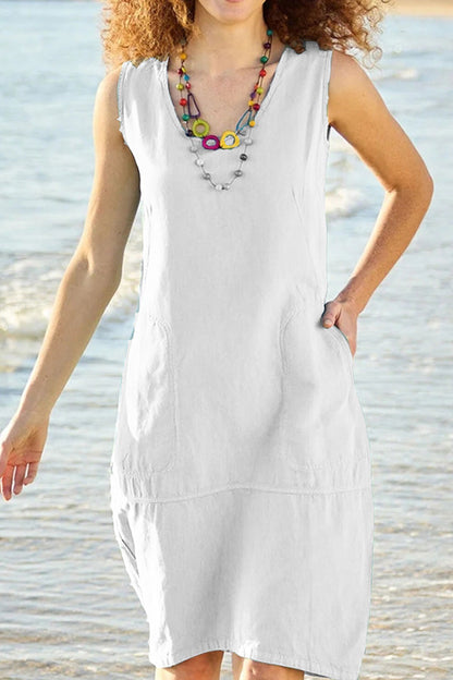 Effortlessly Elegant Dress with a Timeless Design