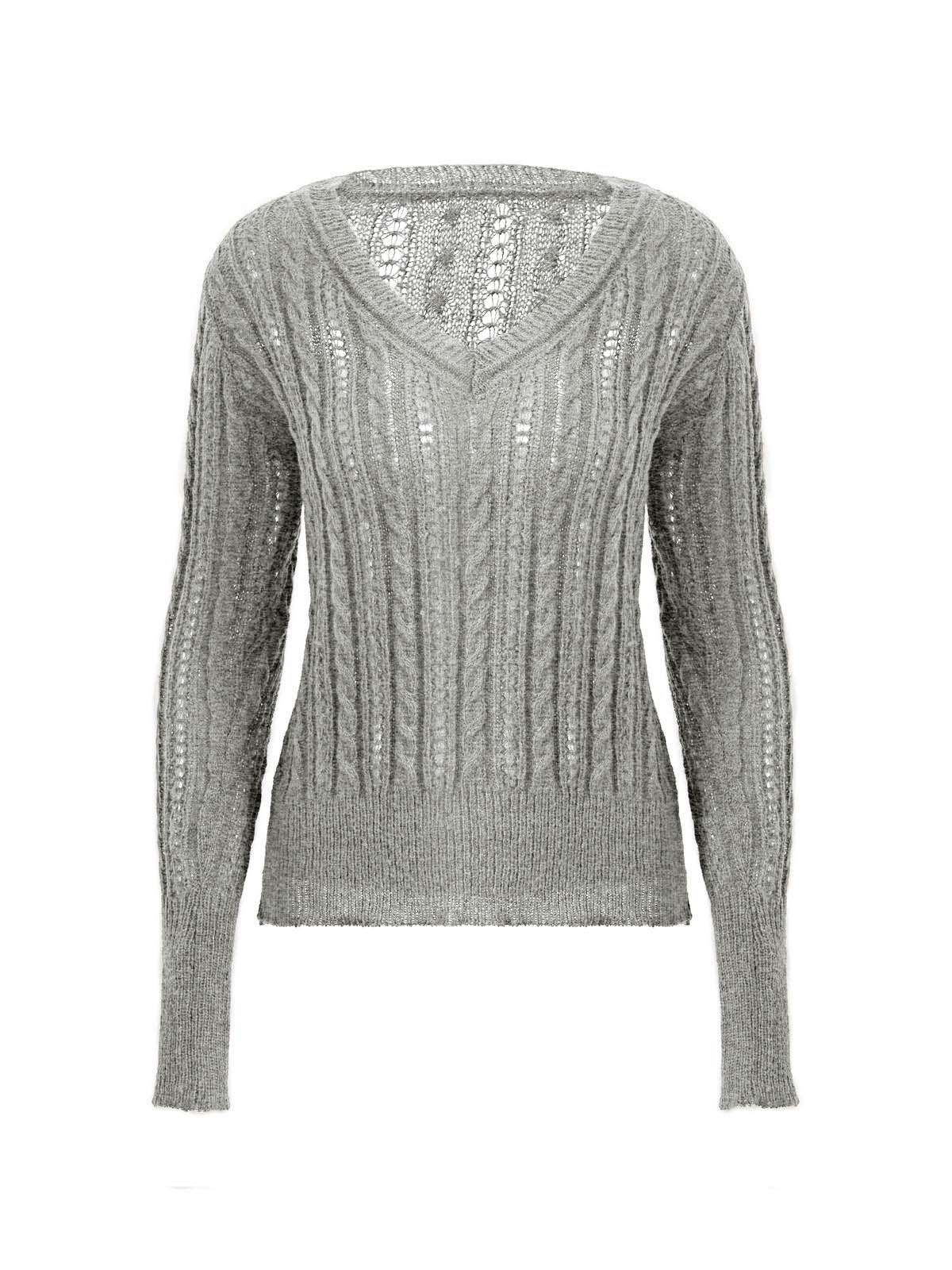Effortlessly Elegant Top with a Timeless Design