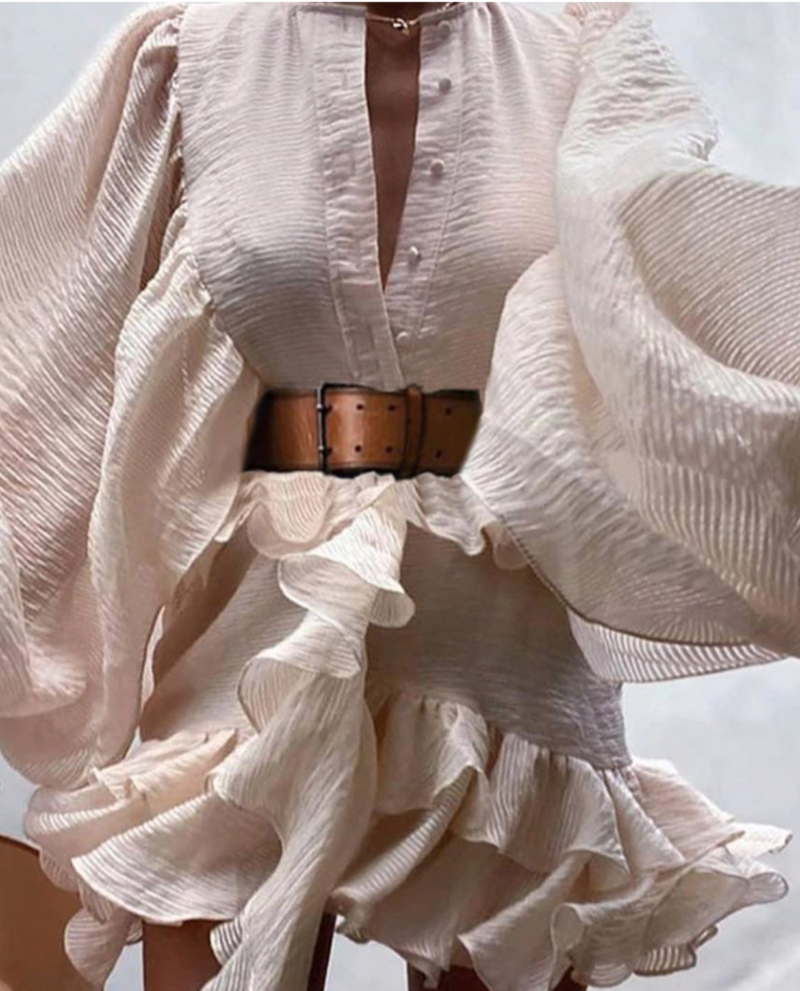 Classic Vintage & Enduringly Stylish Dress