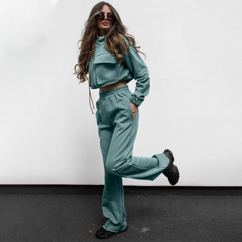 Sophisticated Trousers with a Clean Classic Look