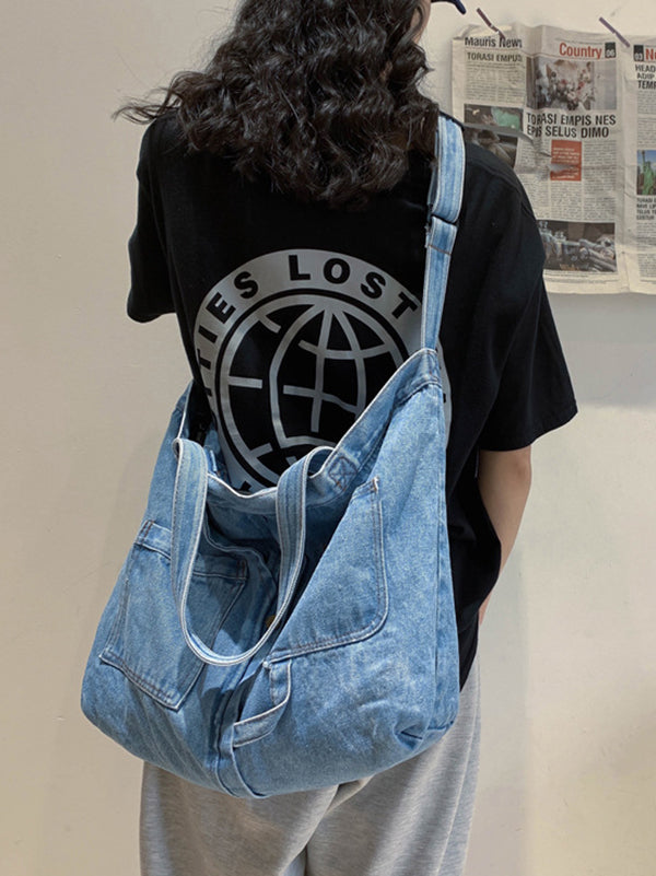 Gracefully Styled Bag for Any Occasion