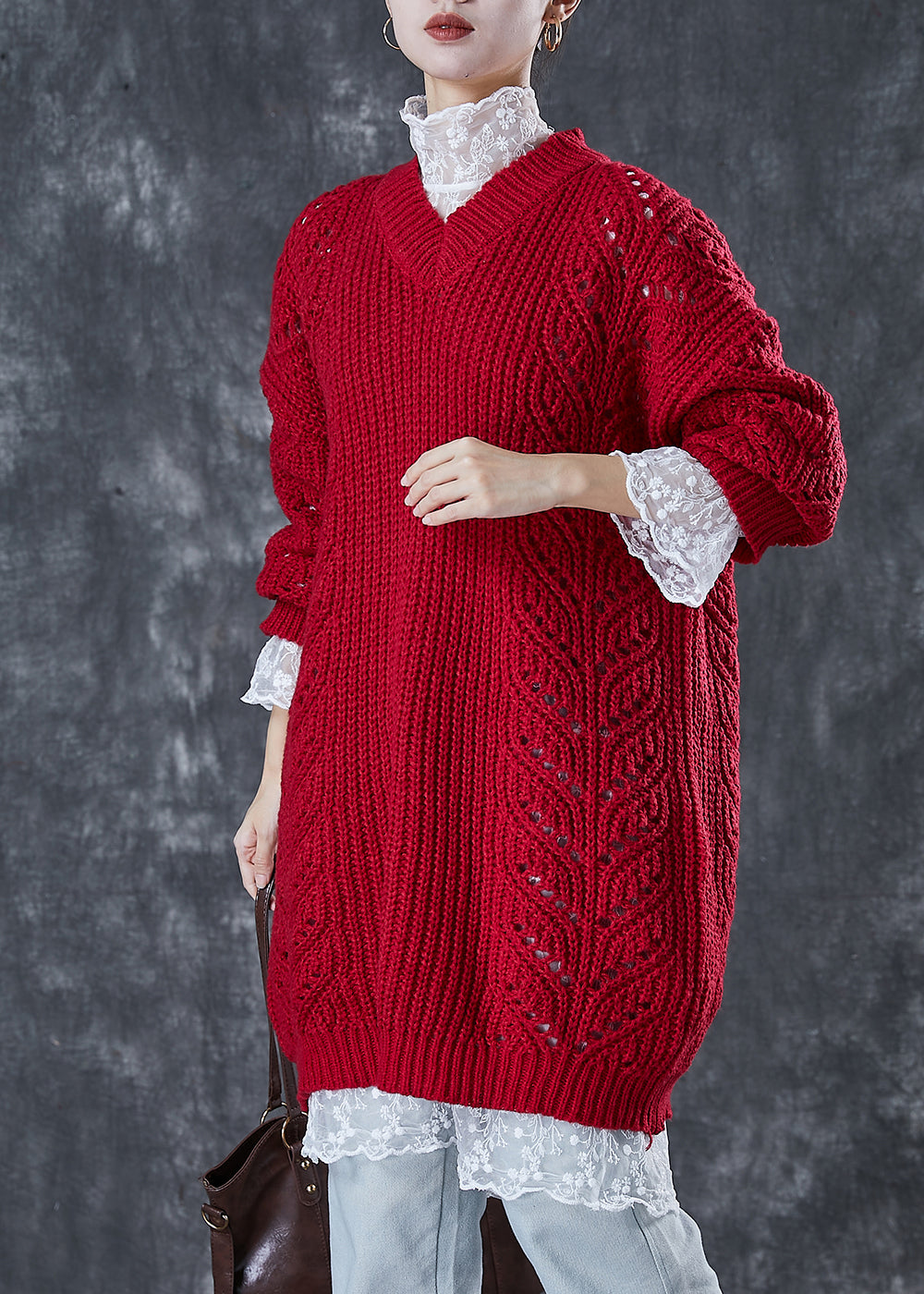 Effortlessly Elegant Sweater with a Timeless Design