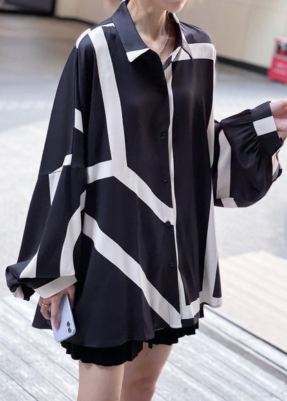 Classic Vintage Shirt with a Flattering Fit