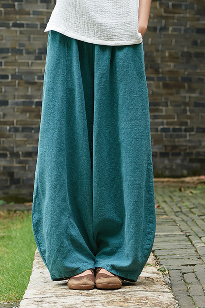 Well Tailored Garment with a Graceful Silhouette