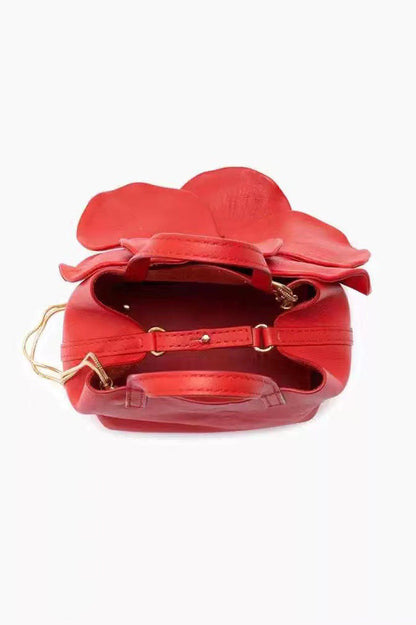 Beautifully Crafted Bag in a Classic Style