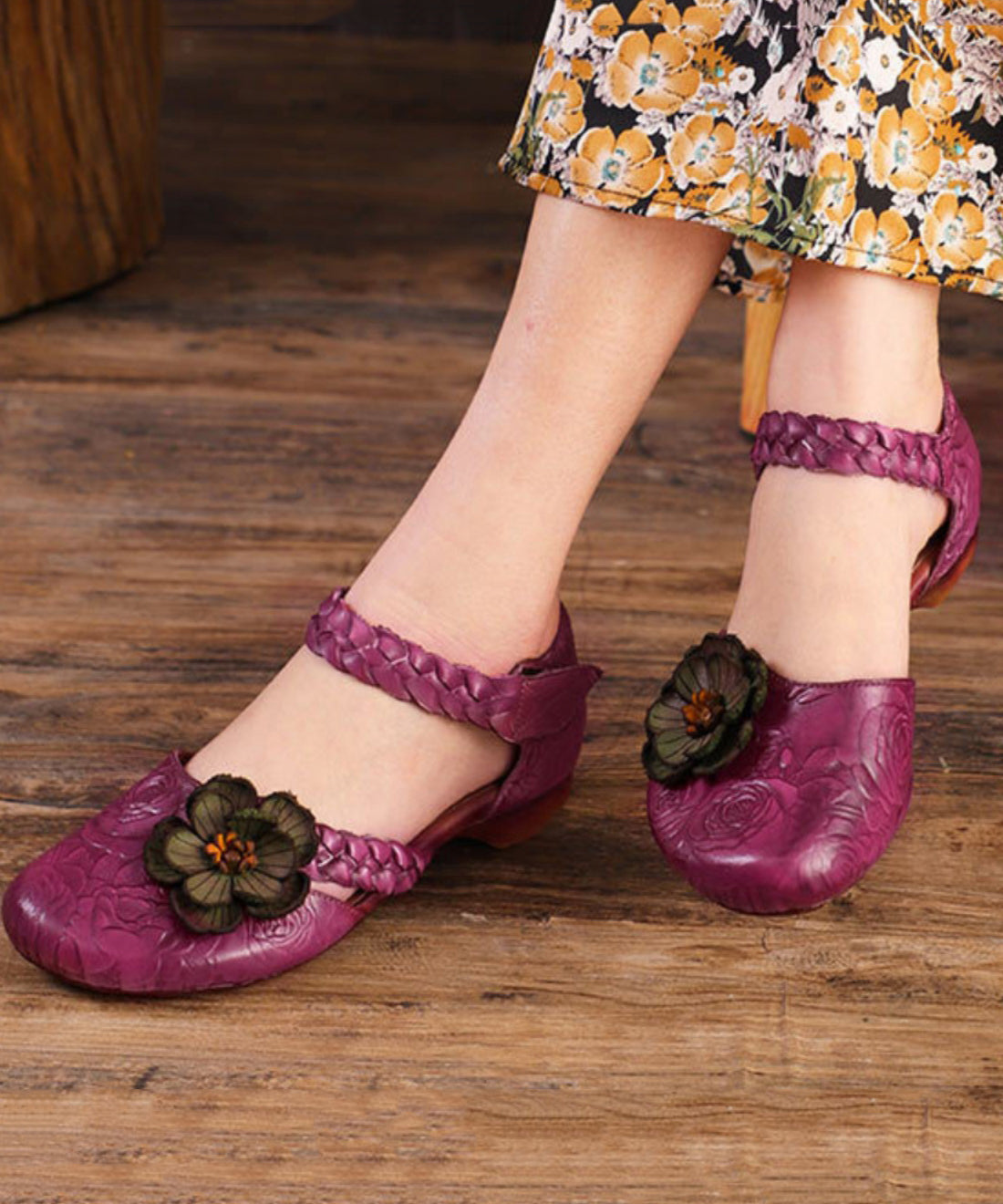 Beautifully Crafted Sandals in a Classic Style