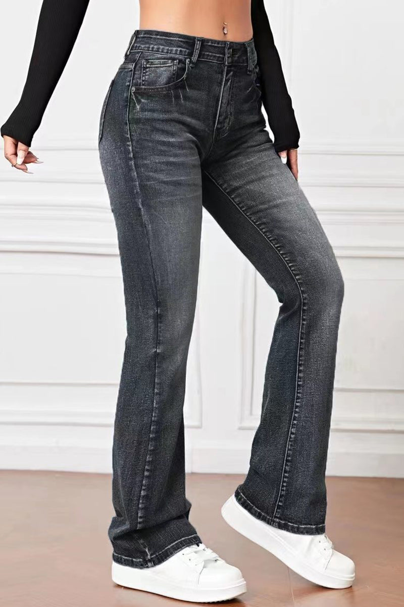 Sophisticated Garment with a Clean Classic Look