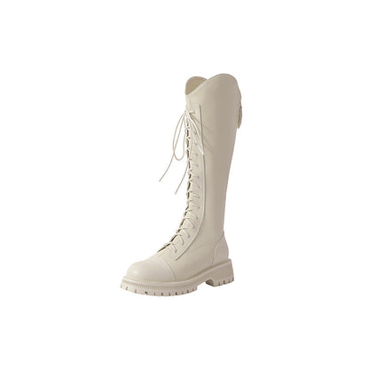 Effortlessly Elegant Boots with a Timeless Design
