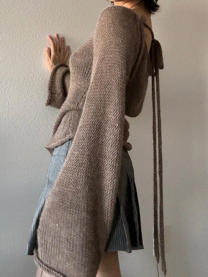 Classic Vintage Sweater with a Flattering Fit