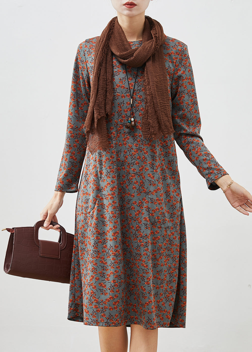 Beautifully Crafted Dress in a Classic Style
