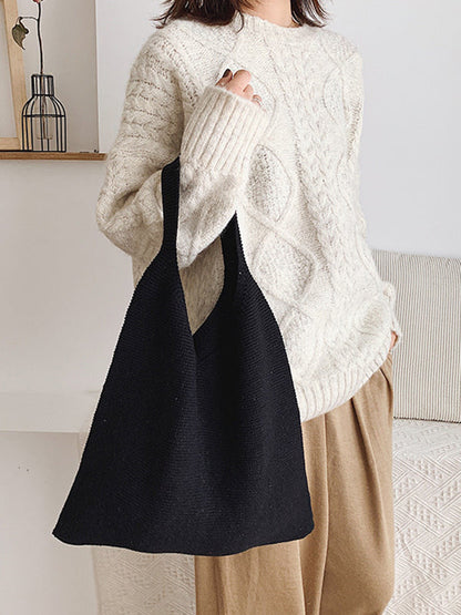 Beautifully Finished Bag in a Timeless Design
