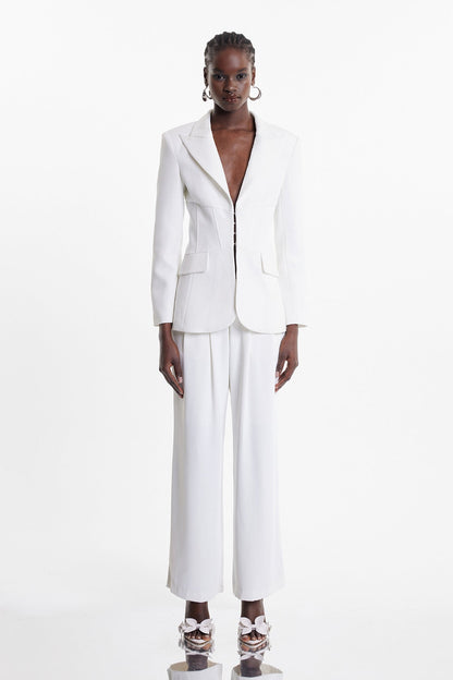 Beautifully Finished Garment in a Timeless Design