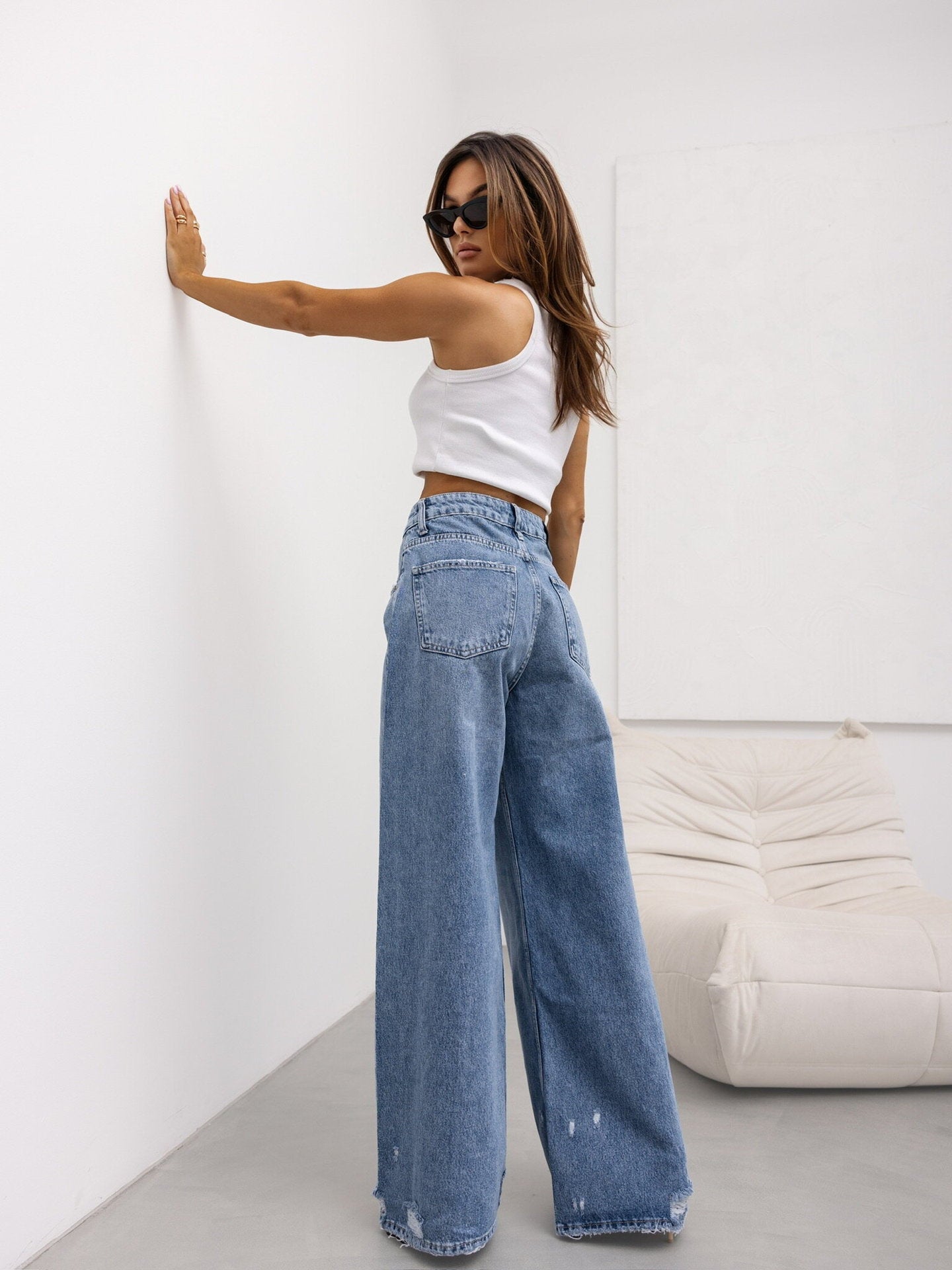 Sophisticated Garment with a Clean Classic Look