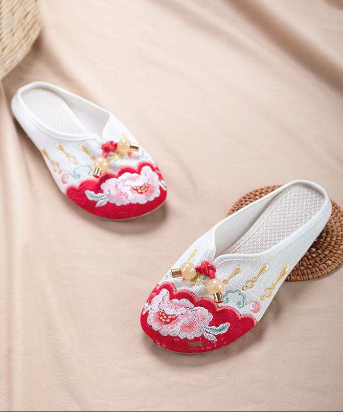 Beautifully Finished Sandals in a Timeless Design