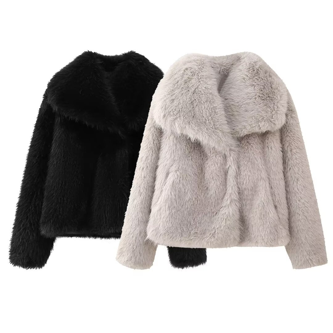 Classic Vintage Coat with a Flattering Fit