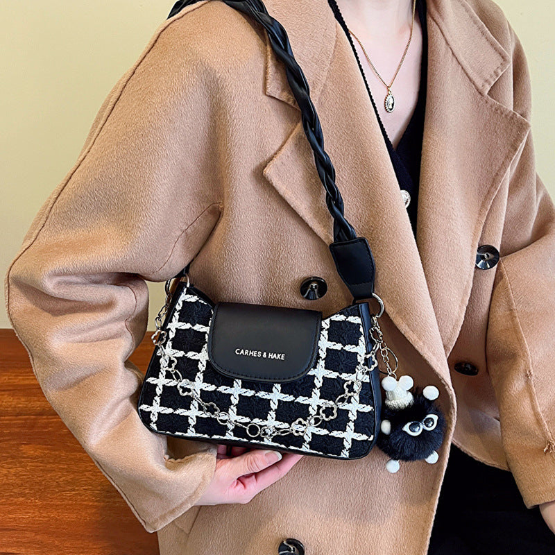 Effortlessly Elegant Bag with a Timeless Design