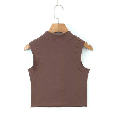 Sophisticated Garment with a Clean Classic Look