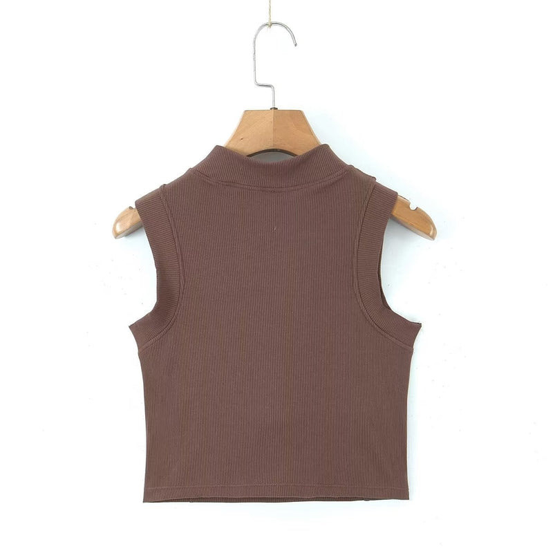 Sophisticated Garment with a Clean Classic Look