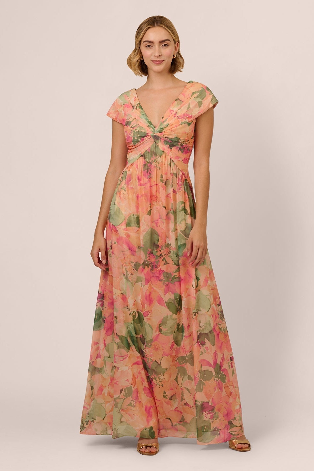 Gracefully Styled Dress for Any Occasion