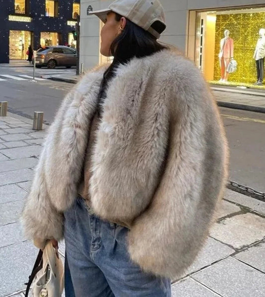 Classic Vintage & Enduringly Stylish Coat