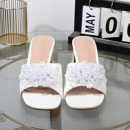 Polished Sandals with an Effortless Classic Look