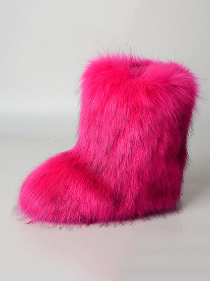 Effortlessly Elegant Boots with a Timeless Design