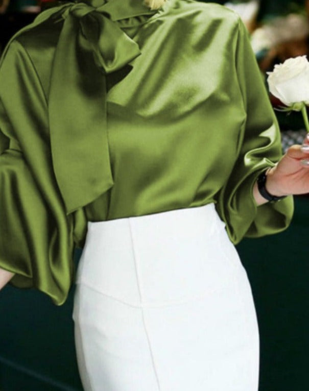Effortlessly Elegant Blouse with a Timeless Design