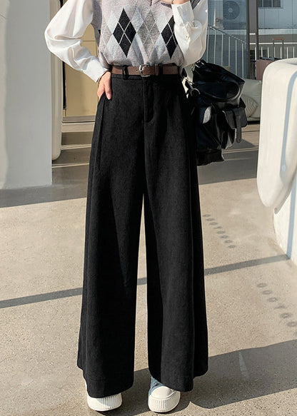 Sophisticated Pants with a Clean Classic Look