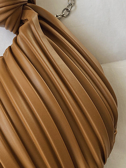 Gracefully Styled Bag for Any Occasion