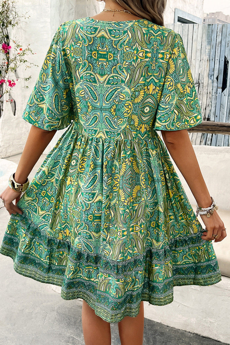 Classic Vintage & Enduringly Stylish Dress