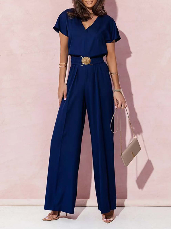 Sophisticated Garment with a Clean Classic Look