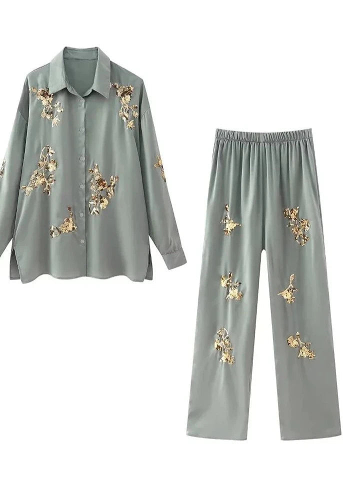 Classic Vintage Garment with a Flattering Fit