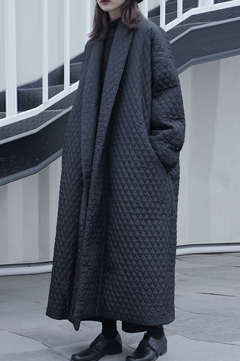 Gracefully Styled Coat for Any Occasion