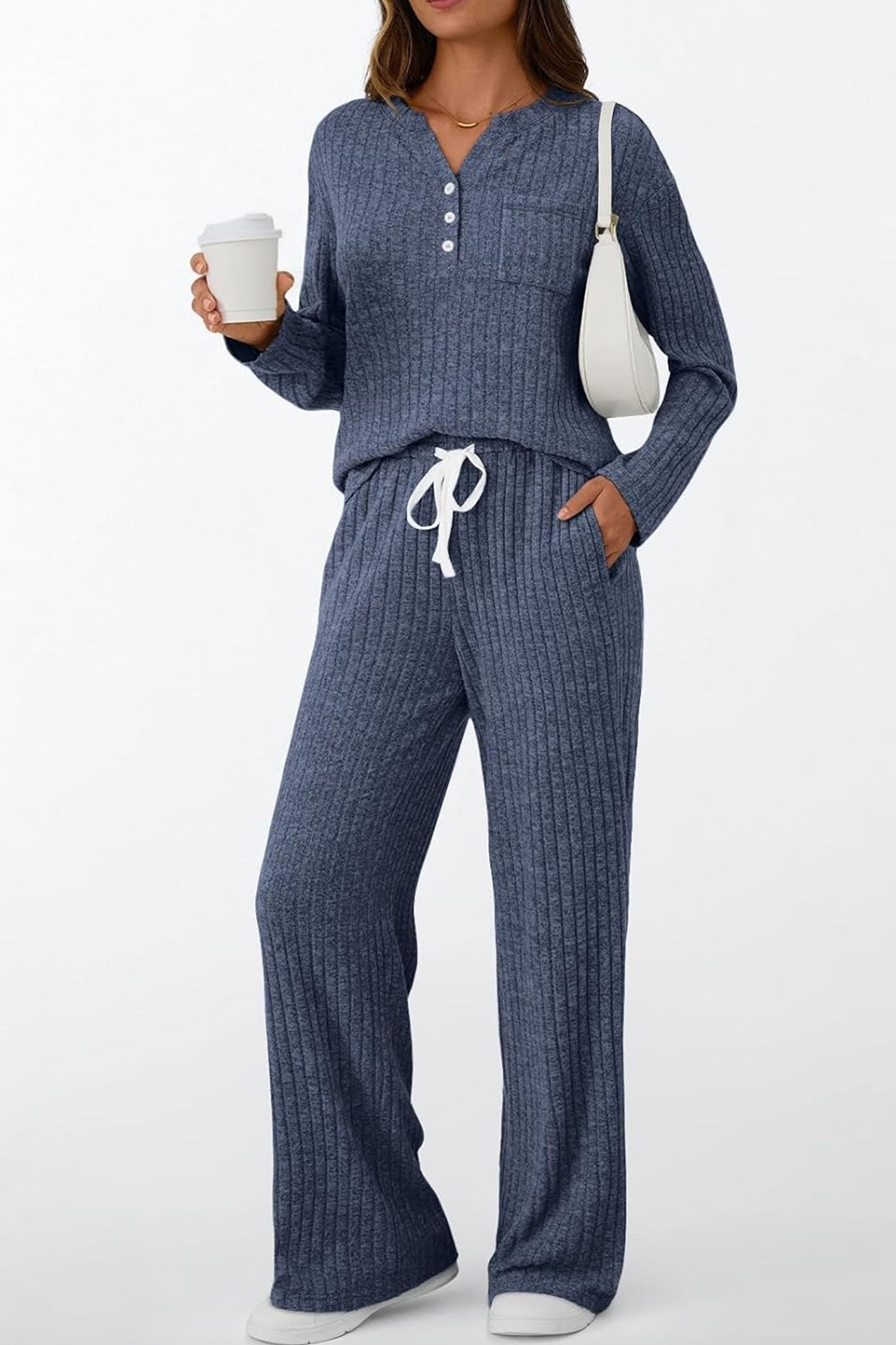 Sophisticated Pants with a Clean Classic Look