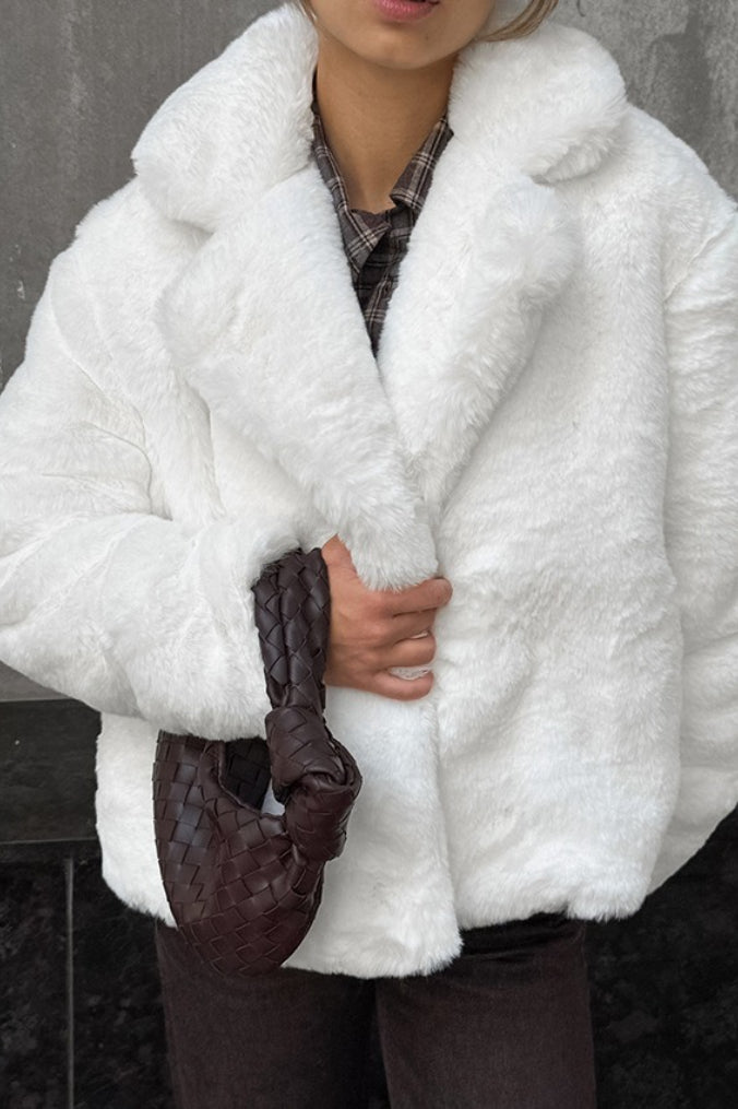 Sophisticated Coat with a Clean Classic Look