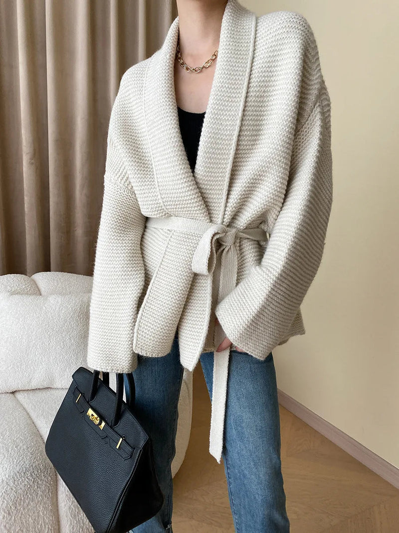 Gracefully Styled Cardigan for Any Occasion