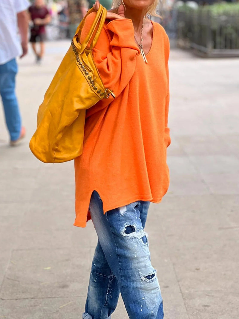 Effortlessly Elegant Sweater with a Timeless Design