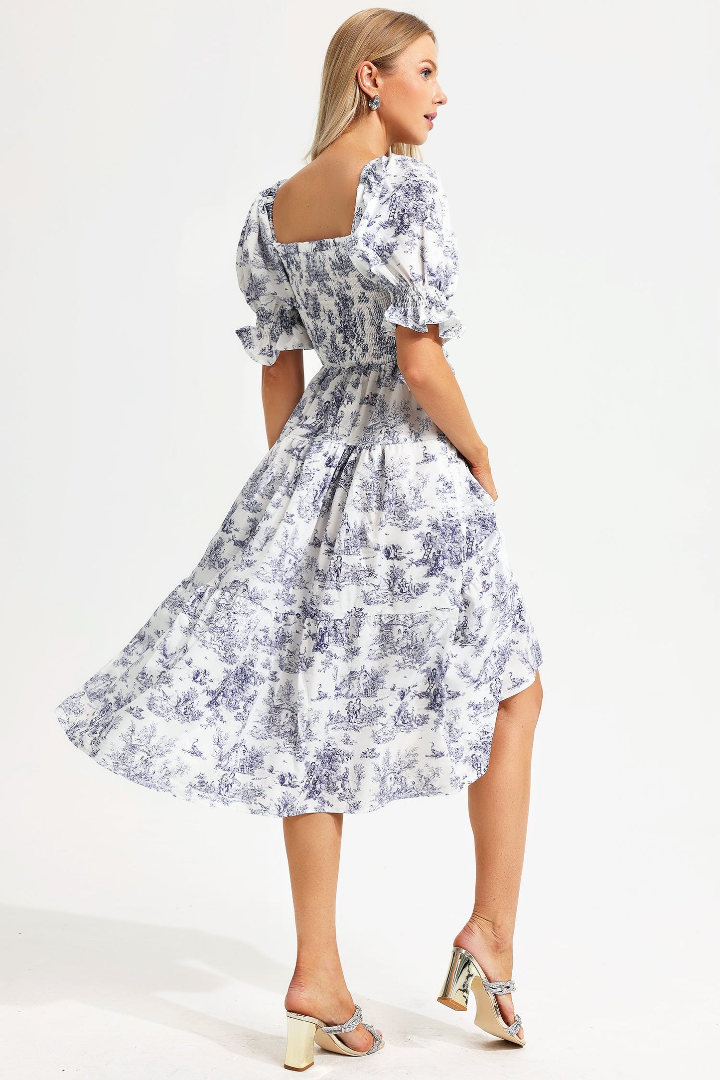 Beautifully Crafted Dress in a Classic Style