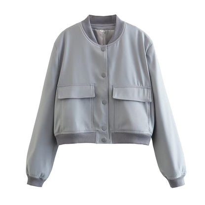 Effortlessly Elegant Jacket with a Timeless Design
