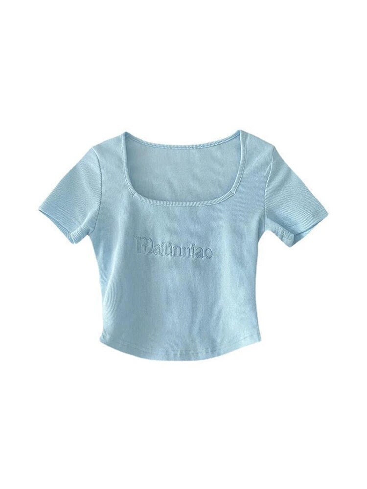 Well Tailored T-Shirt with a Graceful Silhouette