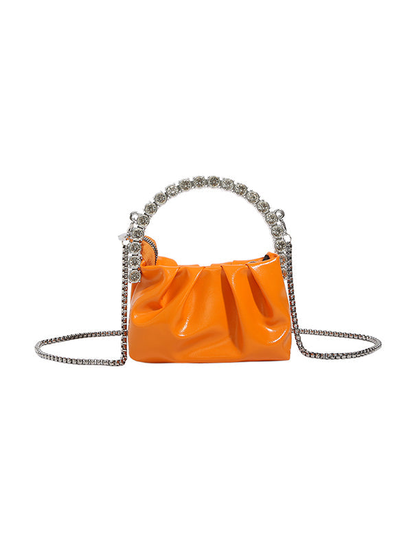 Well Tailored Bag with a Graceful Silhouette