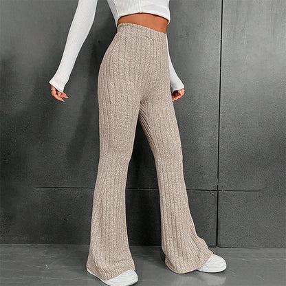 Classic Vintage Pants with a Flattering Fit
