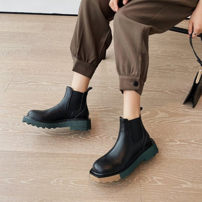 Elegantly Styled Boots for Everyday Wear